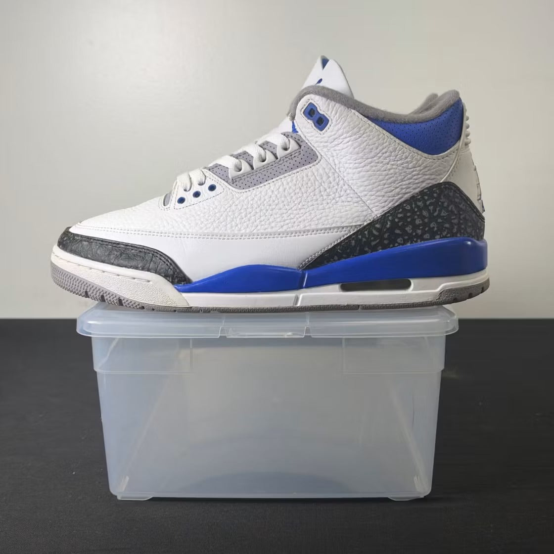 Used - Air Jordan 3 Retro Racer Blue - US M 11 - detail 3