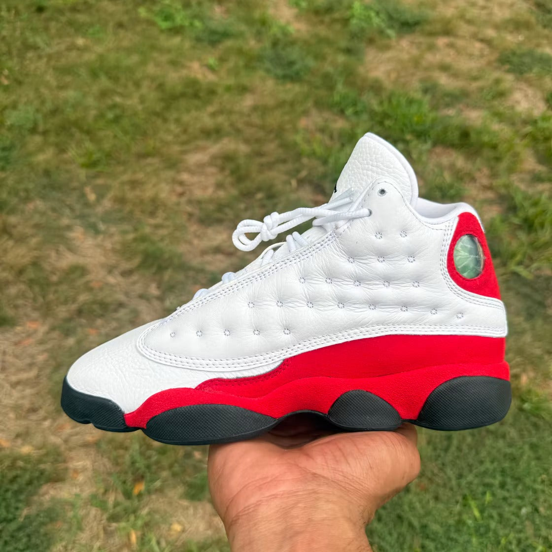 Used - Air Jordan 13 Retro OG Chicago (2026) (GS) - US 7Y - detail 2