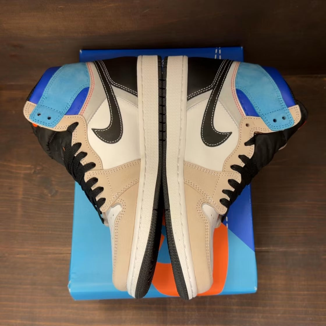 Used - Air Jordan 1 Retro High OG Prototype - US M 9 - detail 3