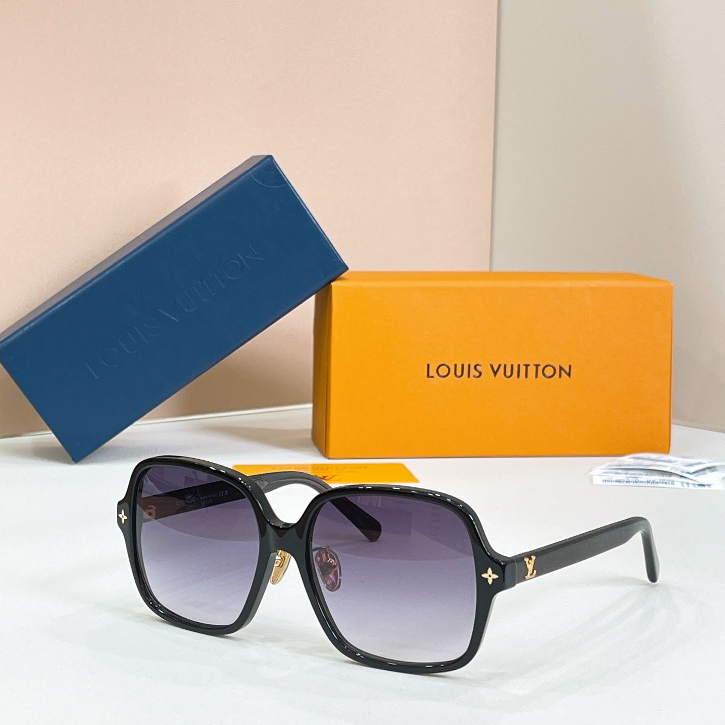 Louis Vuitton Z3044E Sunglasses