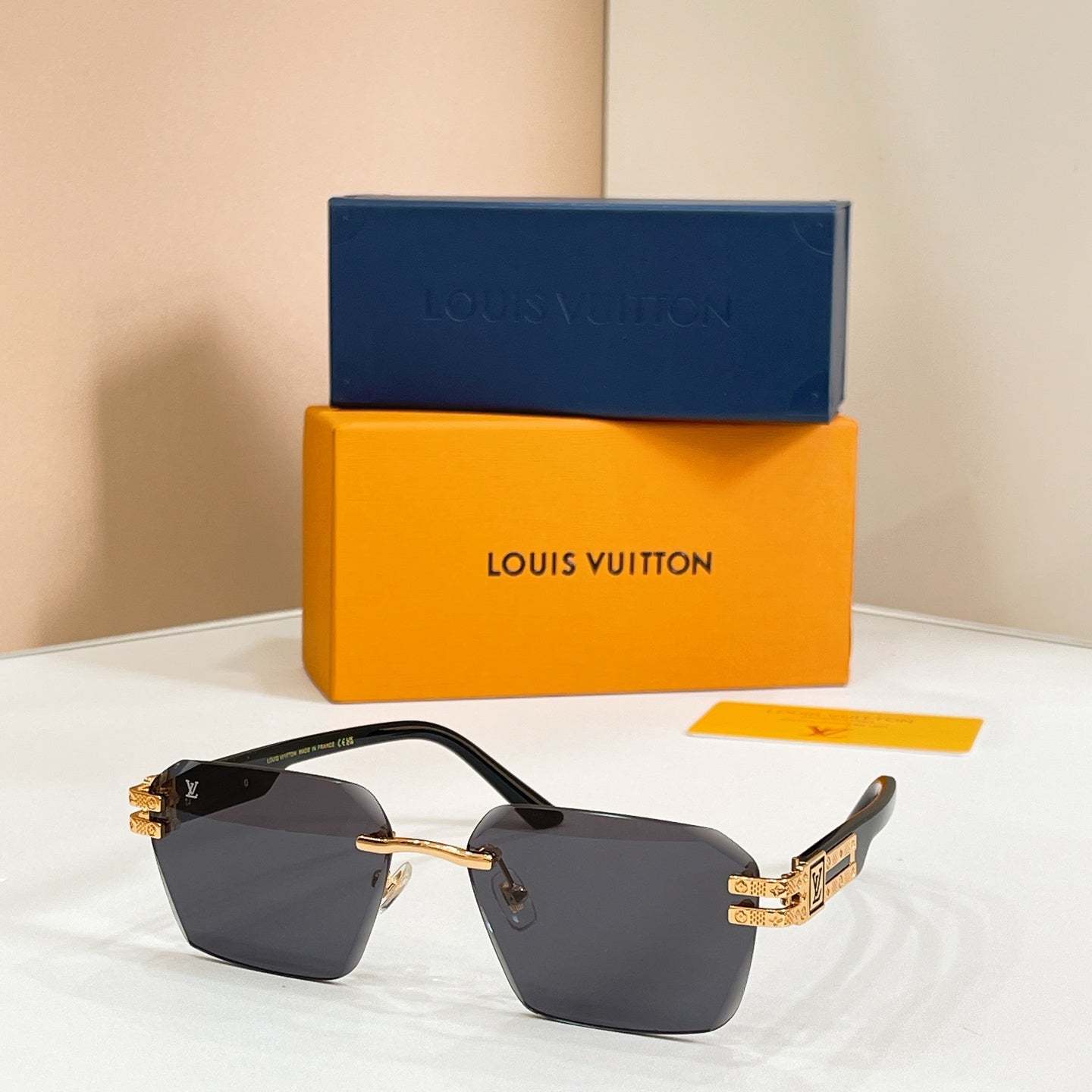 Louis Vuitton Z21943E Sunglasses