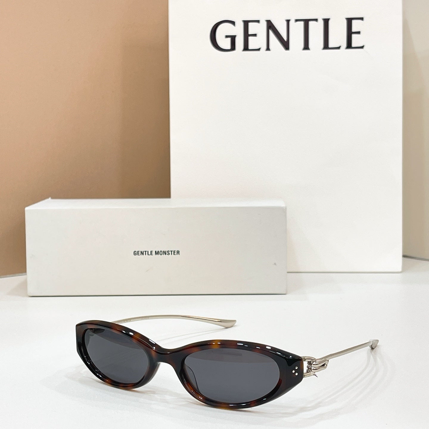 Gentle Monster Crepe Sunglasses