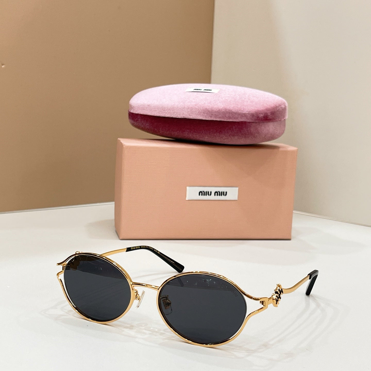 Miu Miu SMU 73W Sunglasses