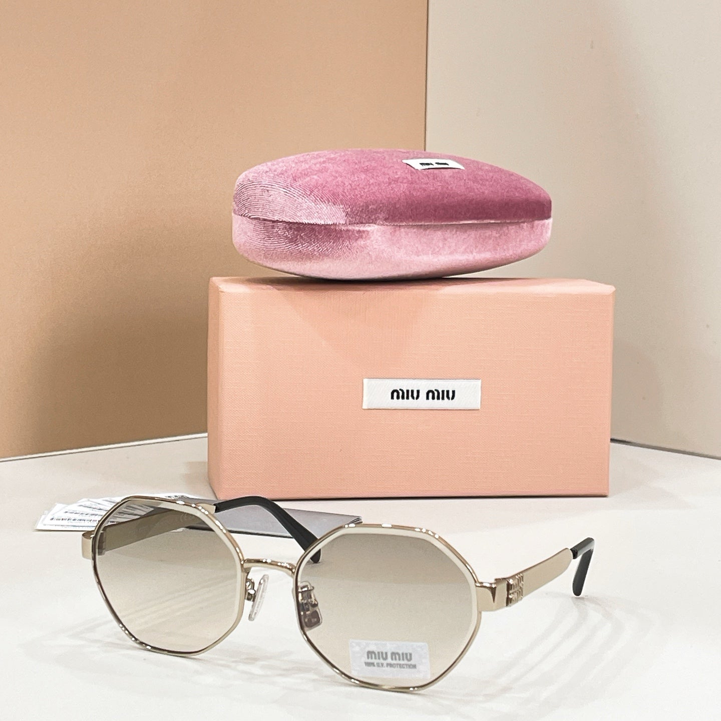 Miu Miu SMUB57S Sunglasses