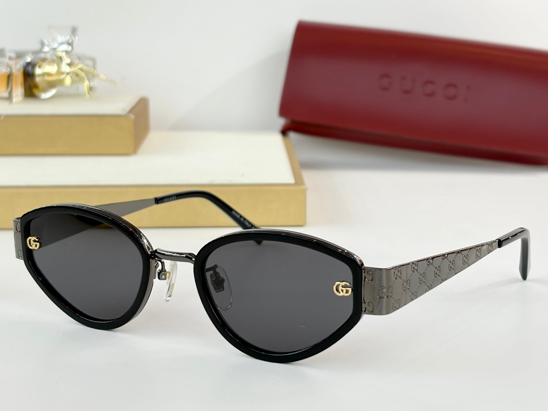 Gucci GG2034SK Sunglasses