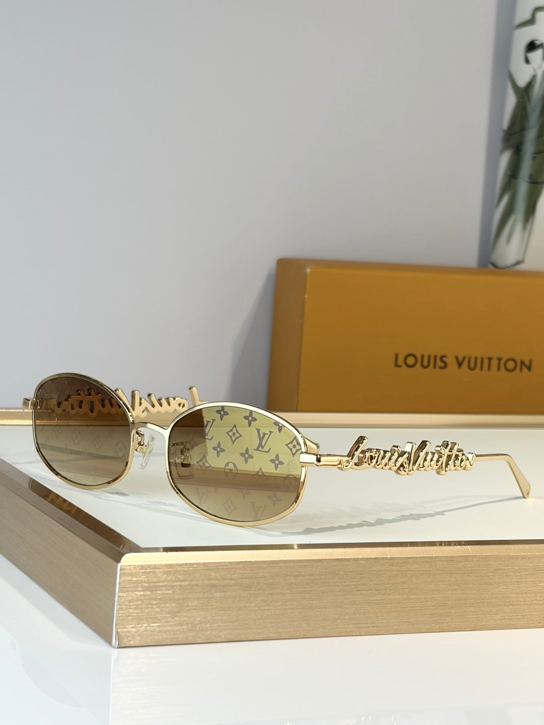 Louis Vuitton Z3193U Sunglasses