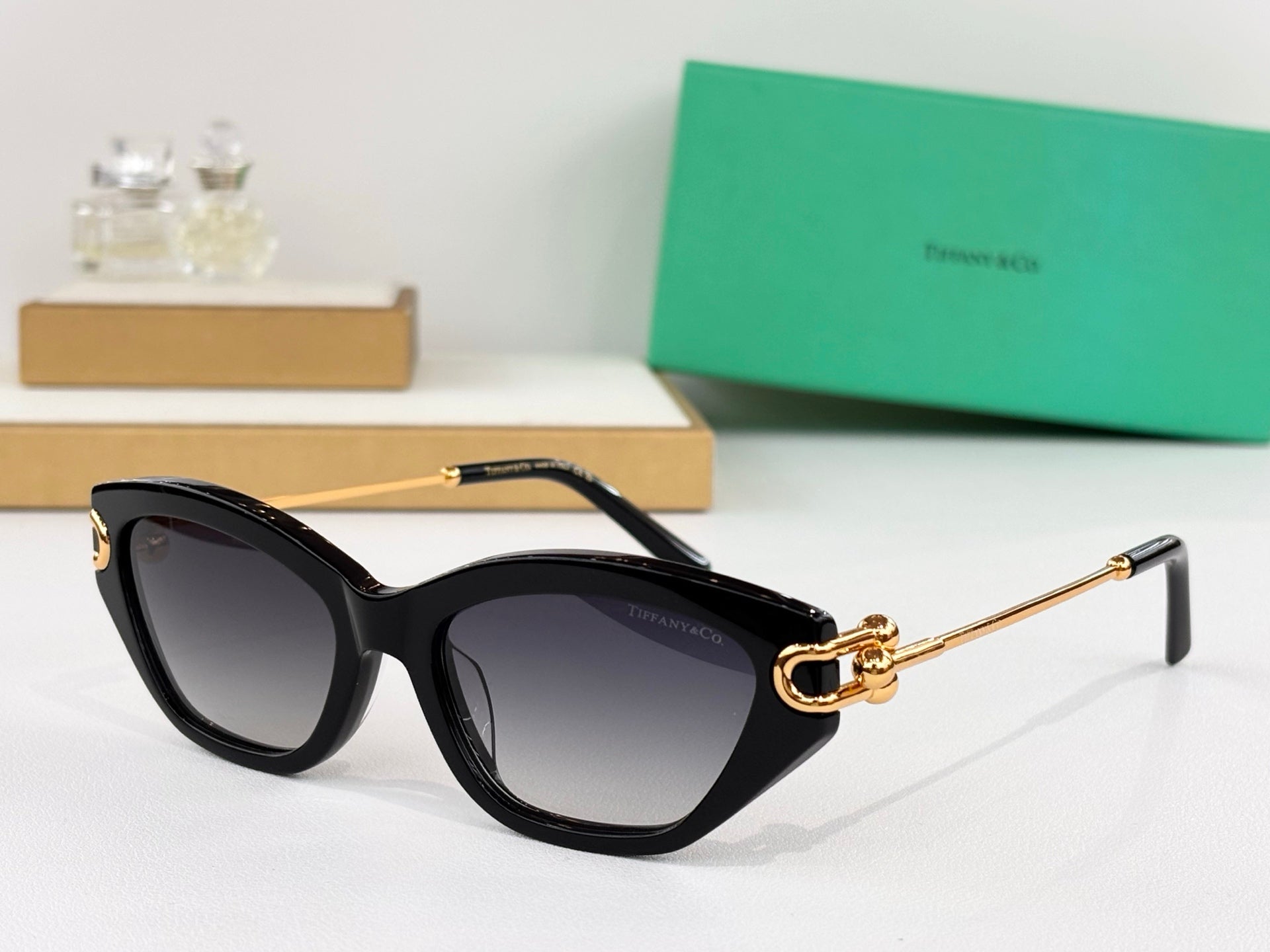 Tiffany & Co. OTF4231 Sunglasses