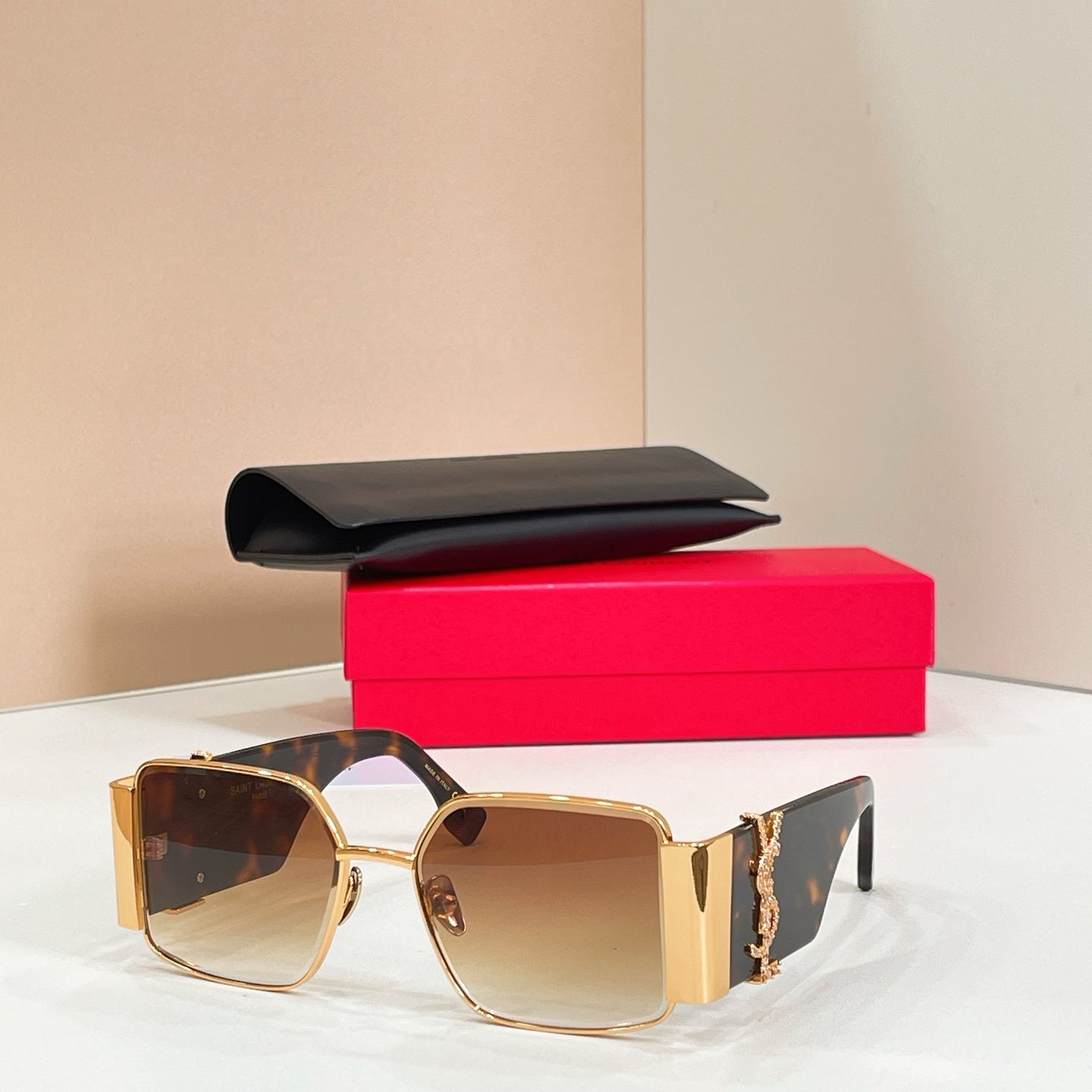 Saint Laurent SL M1718L Sunglasses