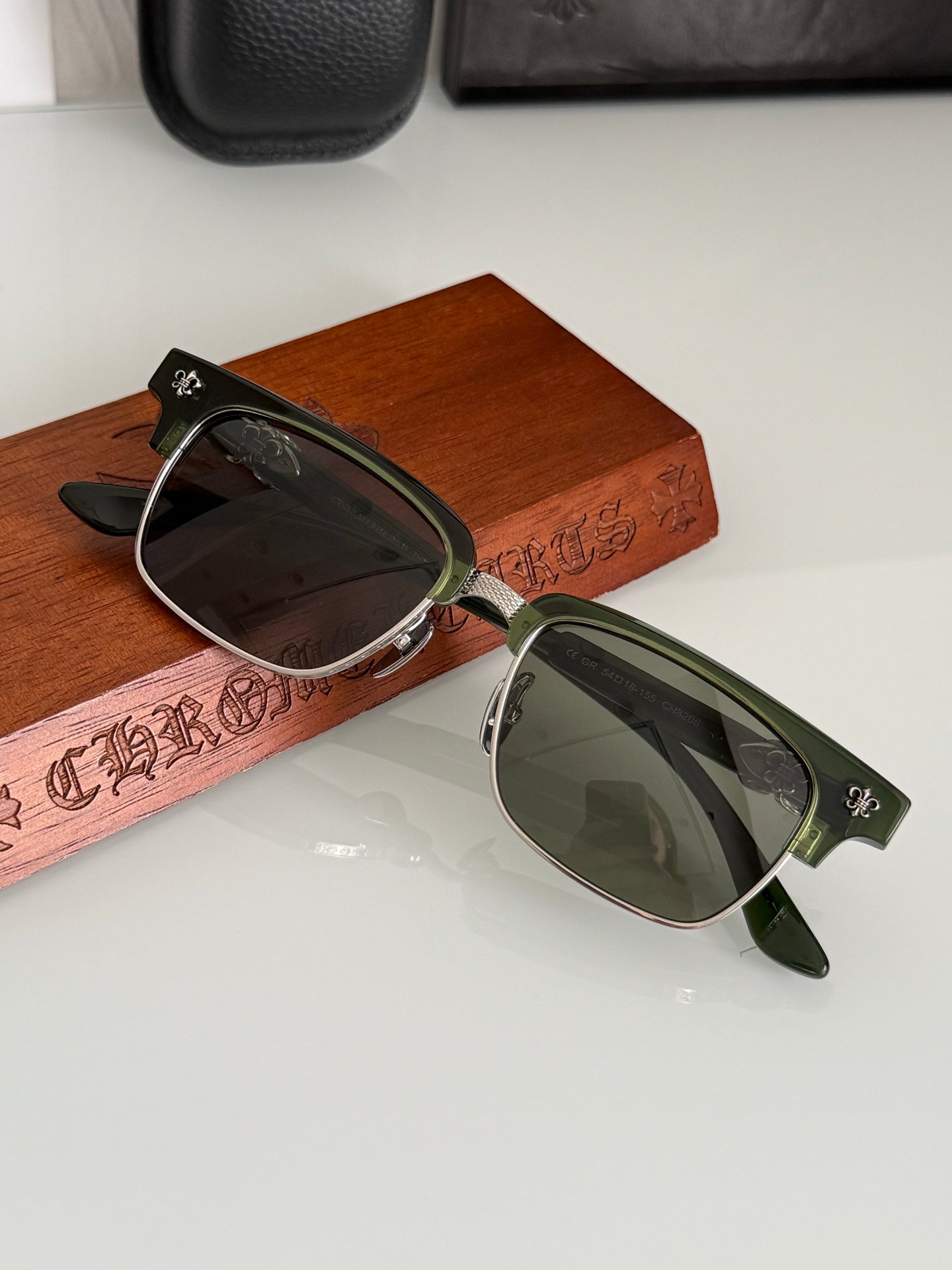 Chrome Hearts CH8206 Sunglasses
