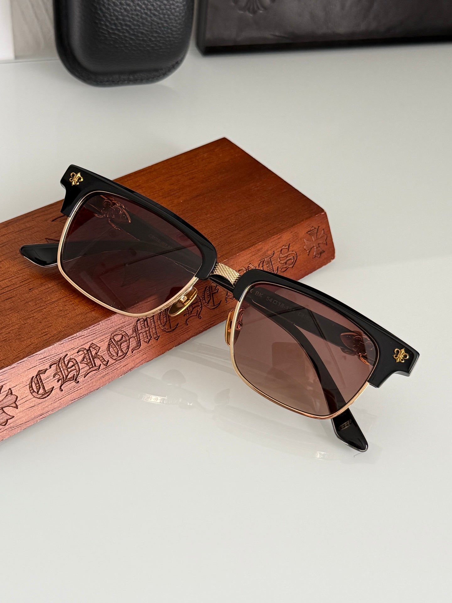 Chrome Hearts CH8206 Sunglasses