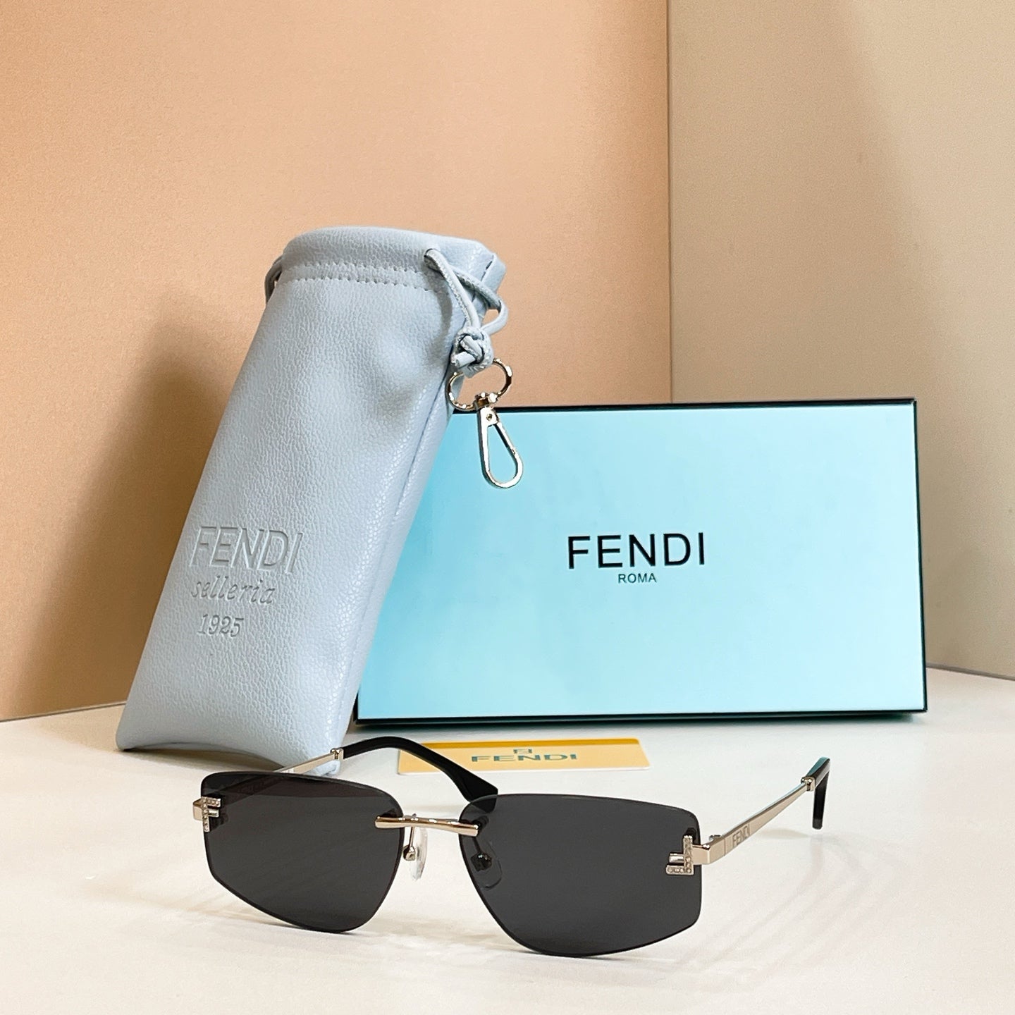 Fendi FE5116US Sunglasses