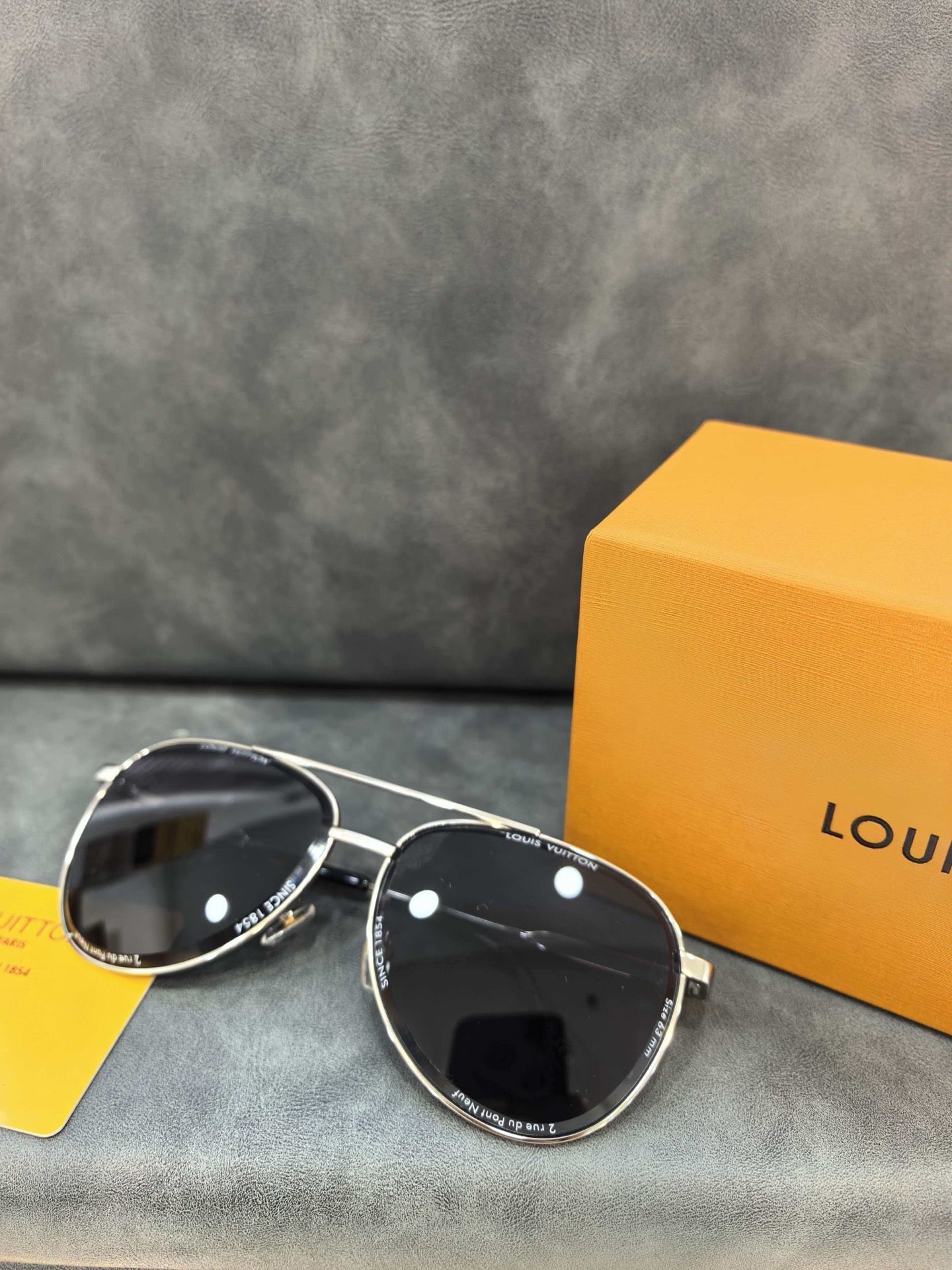 Louis Vuitton Z2636U Sunglasses