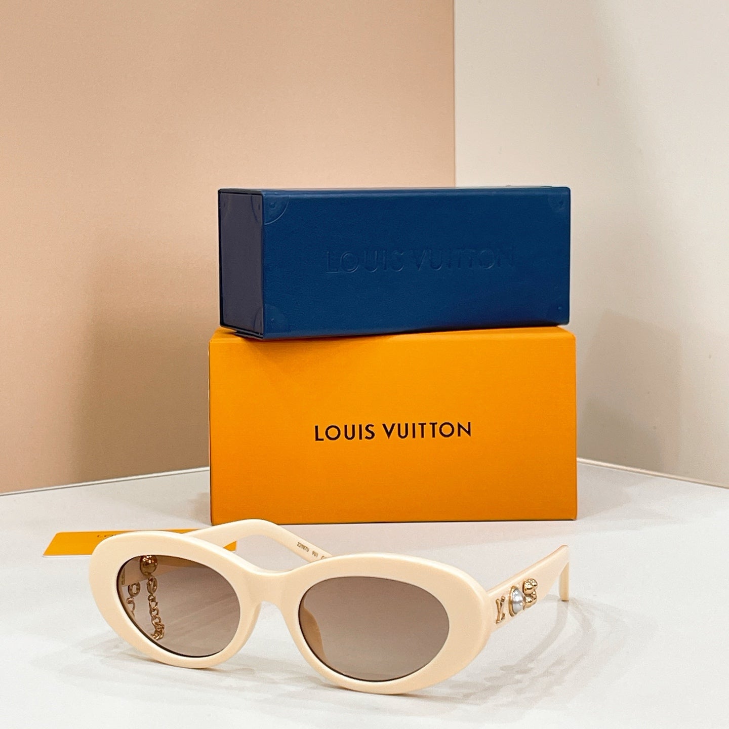 Louis Vuitton Z2987U Sunglasses