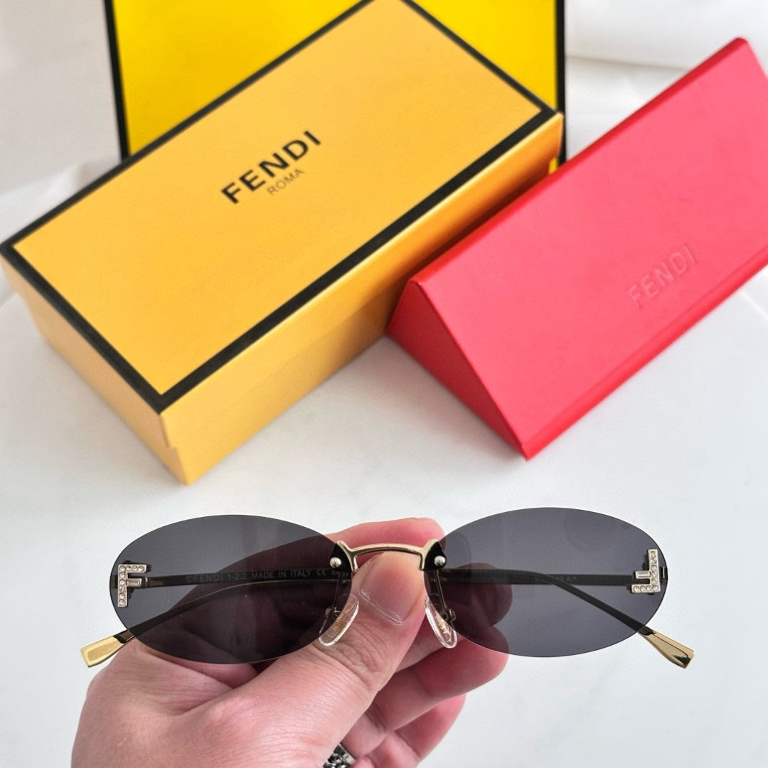 Fendi FE4075US Sunglasses